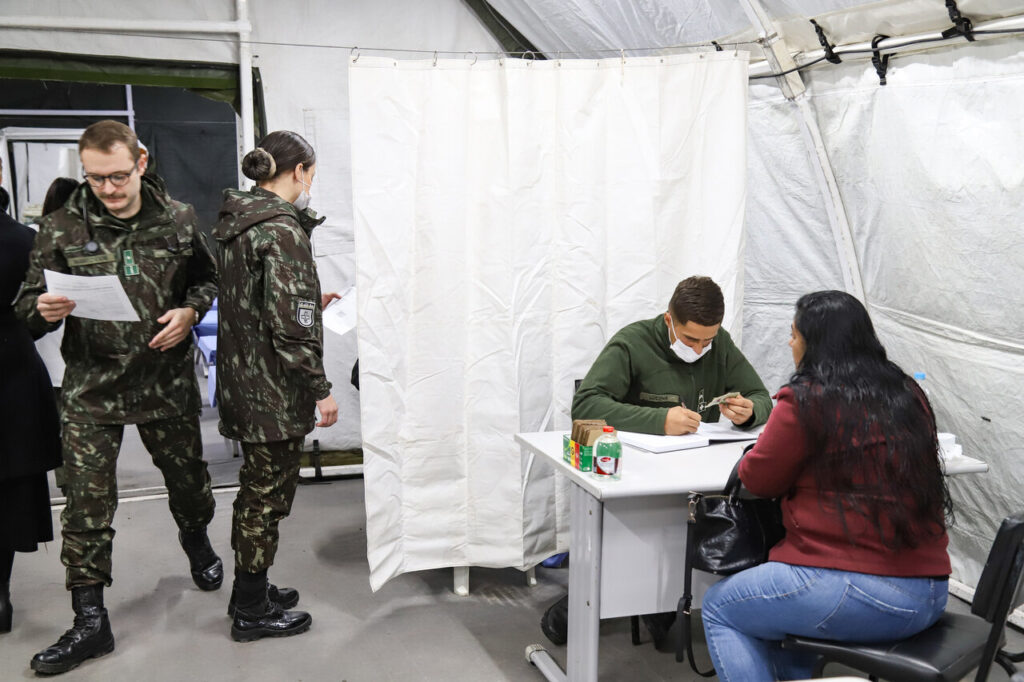 Porto Alegre tem segundo hospital de campanha funcionando