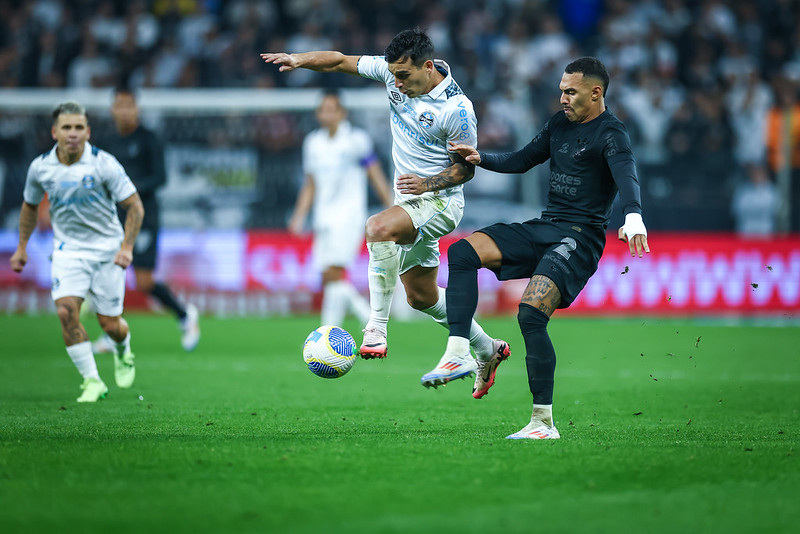 Grêmio enfrenta o Corinthians da Copa do Brasil