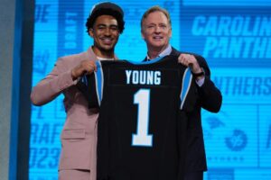 PRÓXIMA PARADA: BANCO! Bryce Young é substituído no Carolina Panthers; Andy Dalton Assume como titular