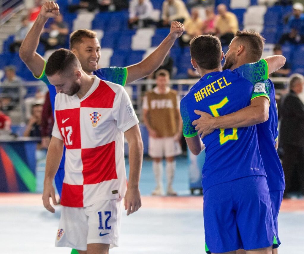 Brasil goleia Croácia por 8×1 e se classifica para as oitavas de final da Copa do Mundo de Futsal