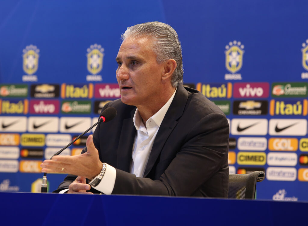 Tite responde sondagem do Grêmio e aquece negociação para o próximo ano