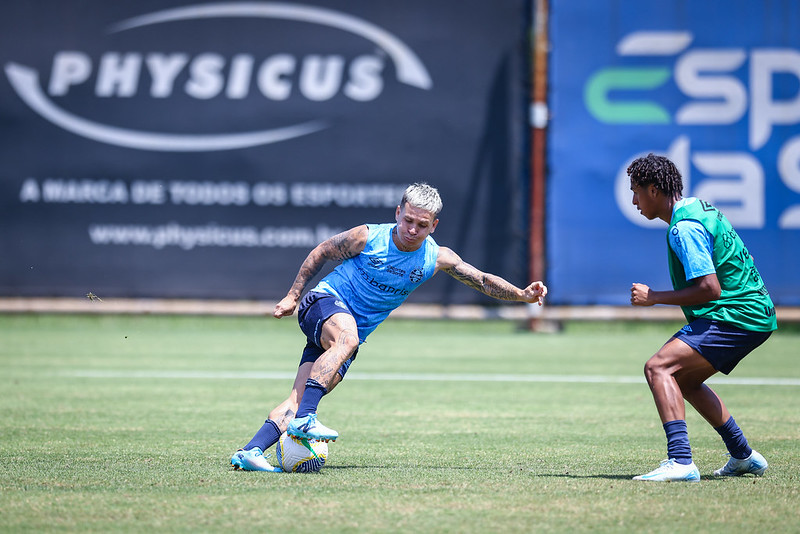 Grêmio enfrenta Fluminense buscando aumentar a distância para o Z-4