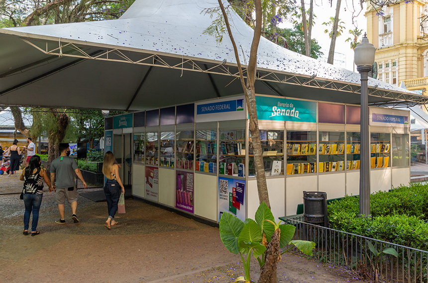 Resumo do Primeiro Final de Semana da 70ª Feira do Livro de Porto Alegre